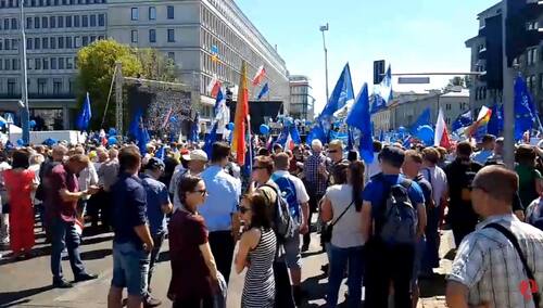 [video] "Marsz Wolności" - Znaczne różnice w informacjach na temat frekwencji