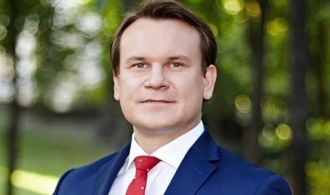 Wyrok ws. gróźb śmierci pod adresem europosła PiS i jego matki. Dominik Tarczyński: "Robimy porządek..."