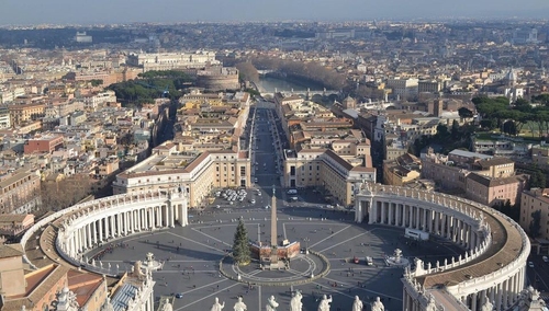 Dziś wierni po raz pierwszy wysłuchali Papieża na Placu Świętego Piotra