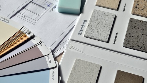 Prawy Sierpowy: Wybory są jak remont domu...