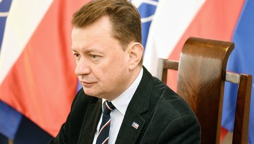 Min. Błaszczak: "Dziś w walkę z koronawirusem zaangażowanych będzie 9360 żołnierzy..."
