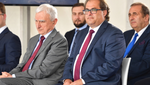 Minister: Podjąłem decyzję o rezygnacji z prenumeraty "Faktu"