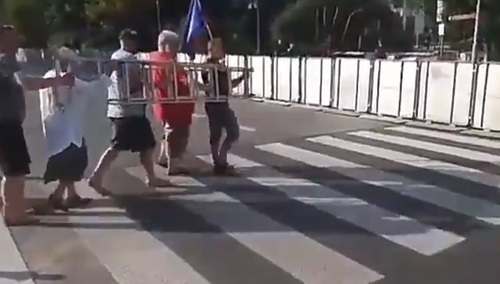 Krysztopa: Właśnie w jednym z łańcuszków dostałem wezwanie, aby w obronie SN stawić się pod Senatem;)