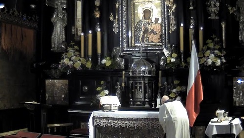 [video] Gorzkie Żale i Liturgia Męki Pańskiej z Klasztoru Ojców Paulinów na Jasnej Górze