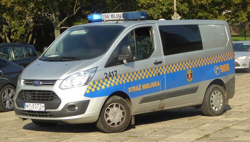 Mocne oskarżenia! Strażnicy miejscy mieli na polecenie przełożonych zrywać plakaty wyborcze