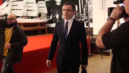 Morawiecki premierem, Ziobro żąda dwóch ministerstw i... - "DGP" o kulisach tworzenia nowego rządu