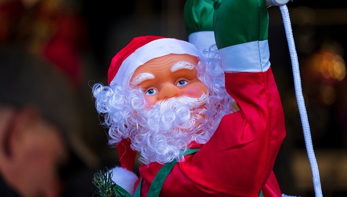 Napadł na bank… a potem rozdał pieniądze przechodniom. Życzył wszystkim „wesołych świąt”