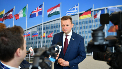 Szef MON w Brukseli: Polska należy do elity w NATO