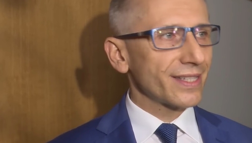 [video] Radny PiS zapytał NIK co się stało z jego twitterowym profilem... Ciekawa odpowiedź