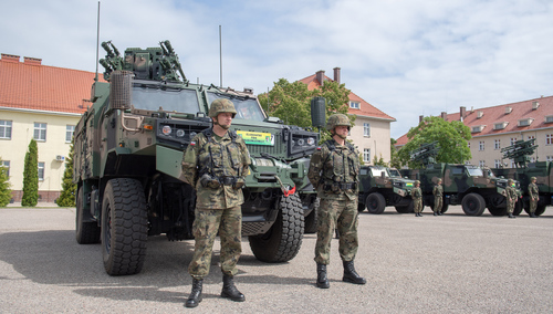 [Sondaż] Większość Polaków uważa, że organizacja defilad poza Warszawą to dobry pomysł