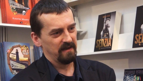 Dziennikarzowi piszącemu o pedofilii w show biznesie grożą śmiercią? Niepokojące wpisy red. Zielke