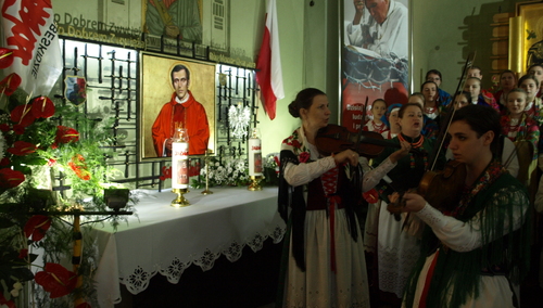 Relikwie bł. ks. Jerzego Popiełuszki, patrona „Solidarności” w podbeskidzkim Wieprzu
