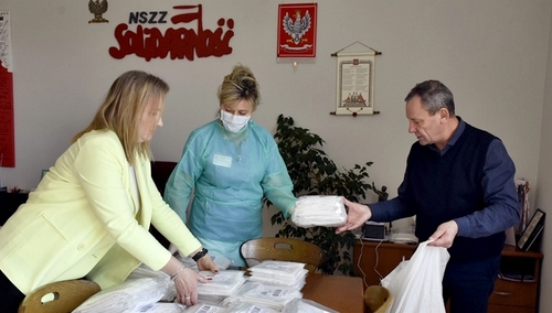 Częstochowska Solidarność przekazała 3 tys. maseczek
