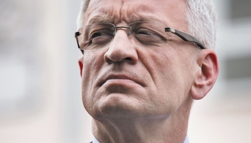 [Felieton "TS"] Karol Gac: Fikcja Schetyny