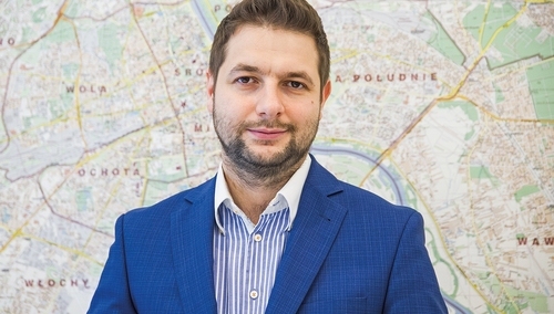 Patryk Jaki o obietnicach konkurenta: Obiecanki Rafała i Hanki