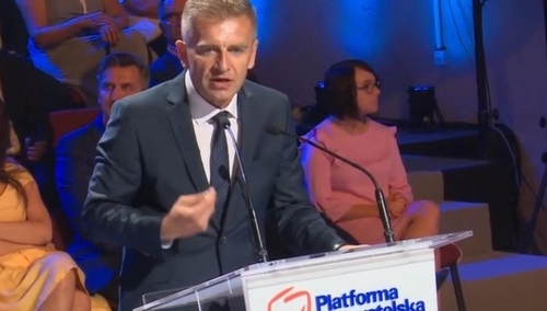 Arłukowicz ws. słów Rabieja o adopcji: "Będziemy bronić naszych dzieci przed Kaczyńskim"