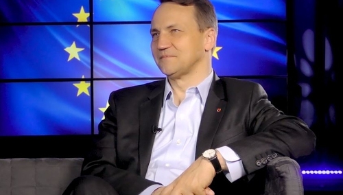 Sikorski mówi o premierze Gowinie. "Jedyna szansa na przywrócenie w Polsce rządów prawa"