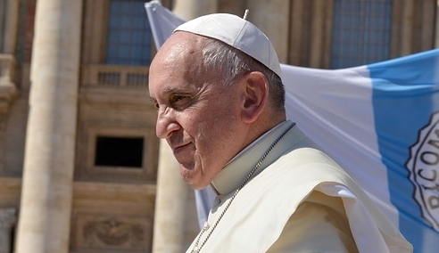 Papież o odradzającym się nazizmie. Rabiej: "Papież Franciszek mówi o Polsce"