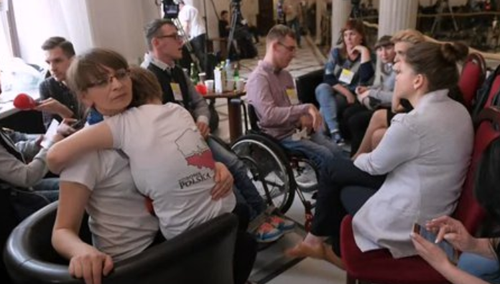 Protestowali w Sejmie, teraz startują z list wyborczych PO i Nowoczesnej