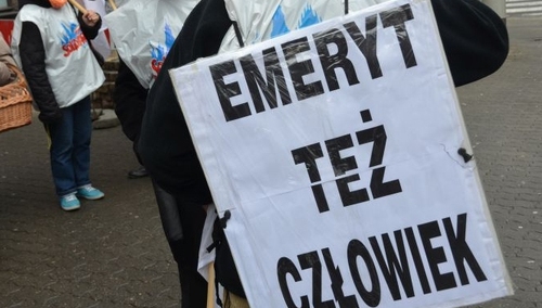 Renta czy emerytura? Co wybrać żeby nie stracić?