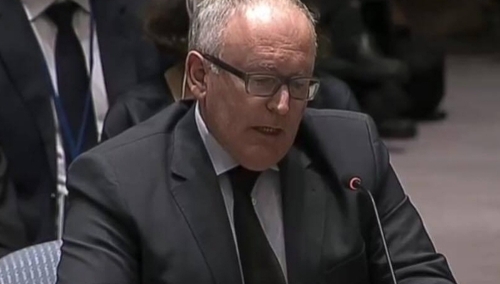 Szef MSZ spotkał się dziś z Fransem Timmermansem i zaprosił go do Warszawy