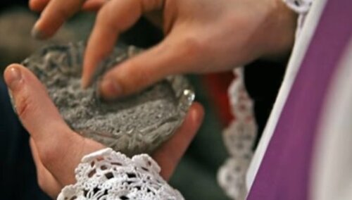 [Sondaż] Rośnie liczba Niemców poszczących w Wielkim Poście