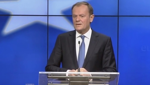 Niezależna: "Donald Tusk miał odegrać kluczową rolę w puczu"