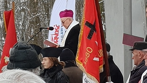Odsłonięcie pomnika upamiętniającego strajk w puławskich Azotach
