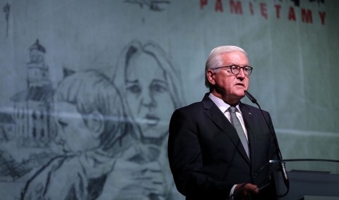 Wieluń. Prezydent Steinmeier po polsku: "Chylę czoła przed polskimi ofiarami niemieckiej tyranii..."