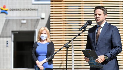 Warszawa: Prawie 200 tys. zł kosztowały podróże Rafała Trzaskowskiego i jego zastępców