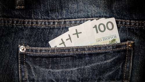 Czy pracownikowi po 182 dniach zwolnienia lekarskiego przysługuje zasiłek opiekuńczy?