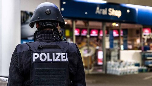 Niemiecki policjant - zdjęcie ilustracyjne