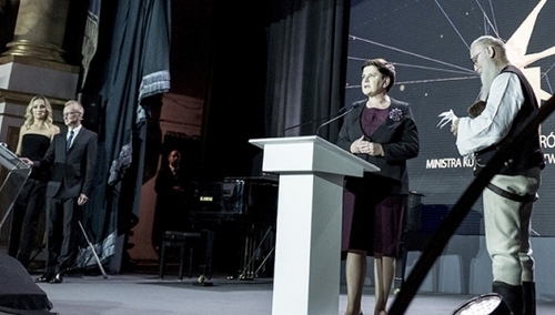 Premier Beata Szydło na rozdaniu nagród ministra kultury
