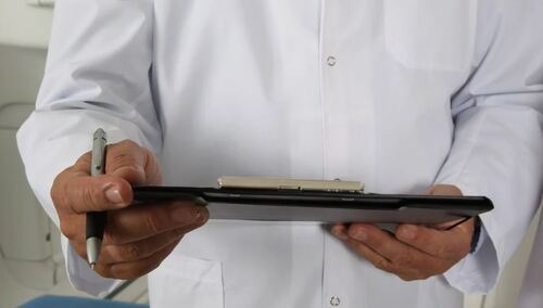 Poradnik pracownika w dobie epidemii. Co z terminem orzeczenia o niezdolności do pracy?