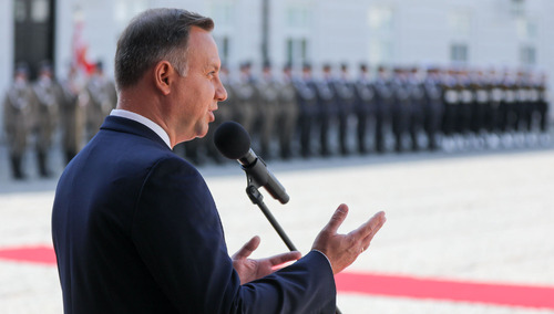 Prezydent: Polscy żołnierze zdołali obronić Europę przed czerwoną zarazą