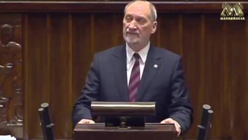 Macierewicz: Te śmigłowce będą dostarczone wojsku na czas, prędzej niż przewidywał to wasz terminarz