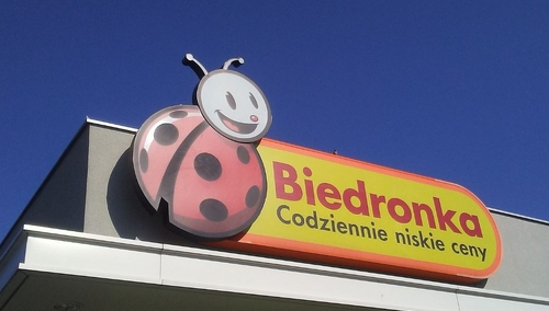 "Przez kilka lat naruszano prawa konsumentów". Prezes UOKiK nałożył na Biedronkę 115 mln zł kary