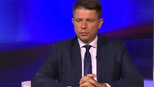 Ryszard Petru: "Brak euro w Polsce to Polexit". Internauta: "Wyluzuj - wszak to niedziela handlowa"
