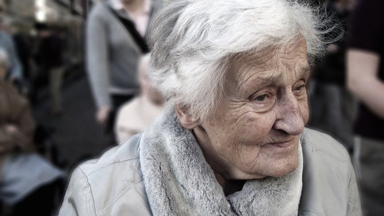 "Zawieszony Obiad" - akcja na rzecz seniorów, których nie stać na jedzenie. Dobry pomysł na Wielki Post