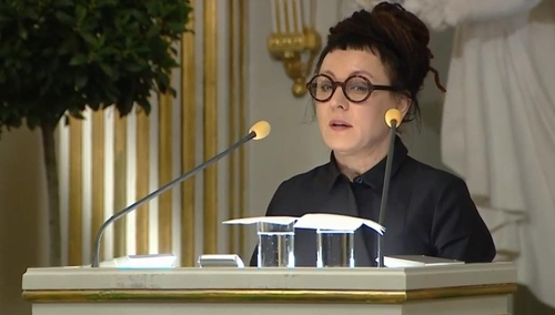 Ciekawe. Dziennikarka OKO.press głosuje przeciw zwolnieniu z podatku nagrody Olgi Tokarczuk