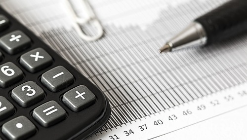 Janusz Szewczak: Prosto i liberalnie, nie zawsze znaczy mądrze i skutecznie, gdy chodzi o podatki