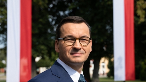 "Polskie" obozy zagłady w serialu Netflix. Interwencja premiera Morawieckiego u szefa producenta