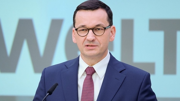 Polska z nadwyżką 3,2 mld euro w handlu zagranicznym w listopadzie. Morawiecki: Rekordowy wynik!