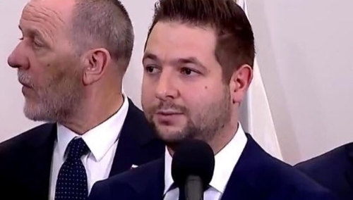 Patryk Jaki: Dość tej nagonki na Kościół. Niczego się nie wstydzimy. My chcemy Boga