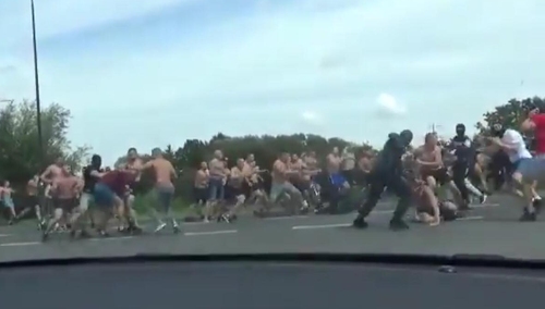 [video] Tak przebiegło "spotkanie towarzyskie" kibiców z Opola, Kędzierzyna-Koźla oraz Częstochowy