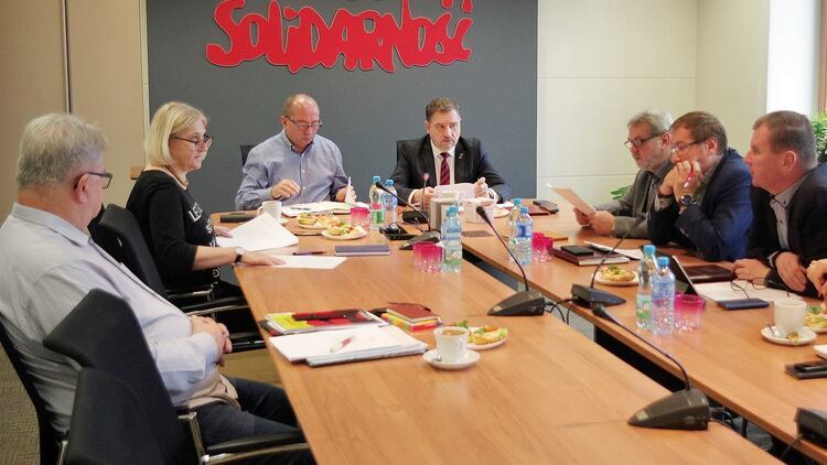 Jedno z wcześniejszych posiedzeń Prezydium KK NSZZ "Solidarność"