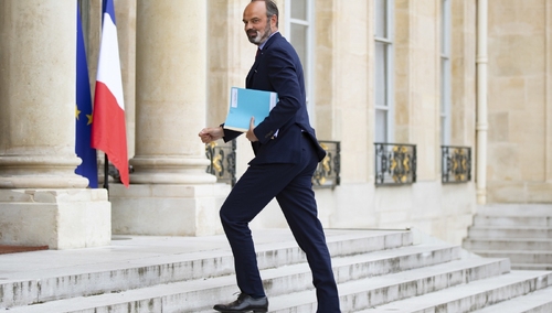 Premier Francji Edouard Philippe podał się do dymisji