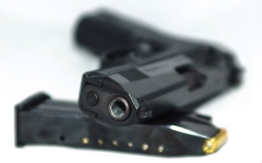 Dostęp do broni. BBN widzi zasadność inicjatyw, ale ich ocena należy do MSWiA