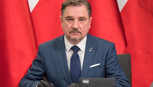 Piotr Duda: Płaca minimalna w przyszłym roku powinna wynosić co najmniej 2800 zł