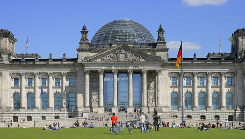 Balli Marzec: Debata o demokracji w Polsce w … Bundestagu.